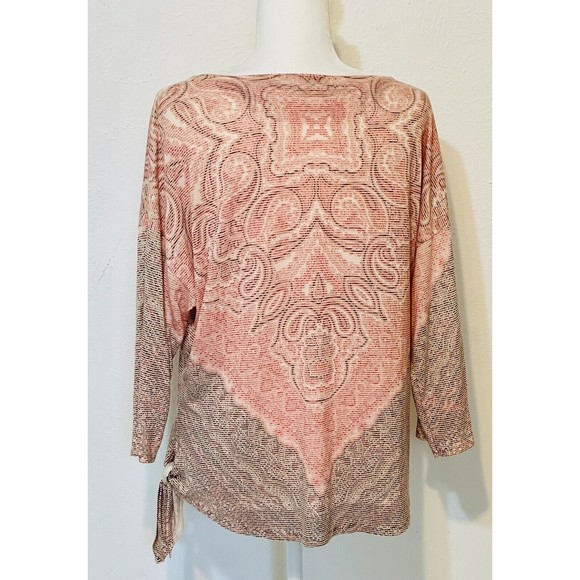 Chico's  Size 2 US L Symmetrical Scrolls Samantha Top 3/4 Sleeves - Picture 7 of 12